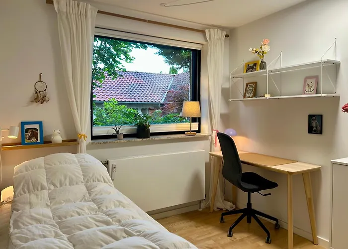 Vila Cheerful House, Close To Lakes *
